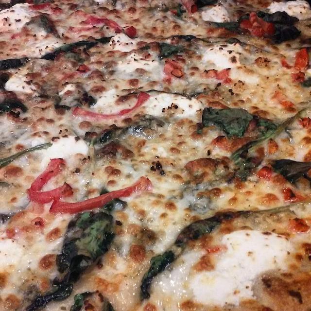 Best Pizza Delivery Restaurant in Fort Myers, FL | Bellacino's Pizza & Grinders photo 3 of 3